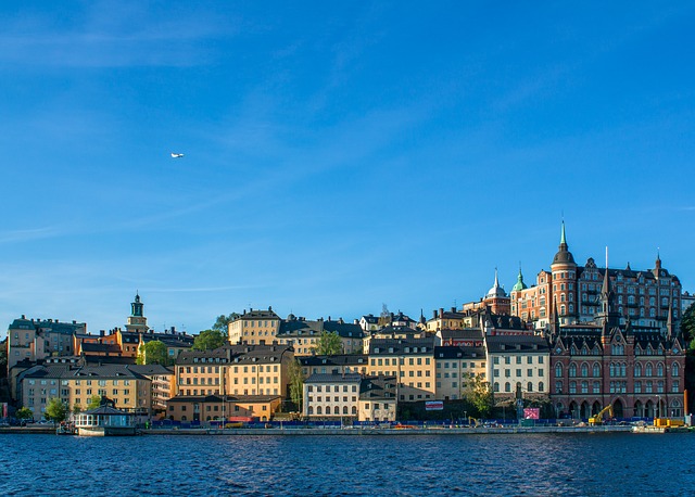 Pigūs skrydžiai į Švediją ir atgal, lėktuvų bilietai: kaina, internetu